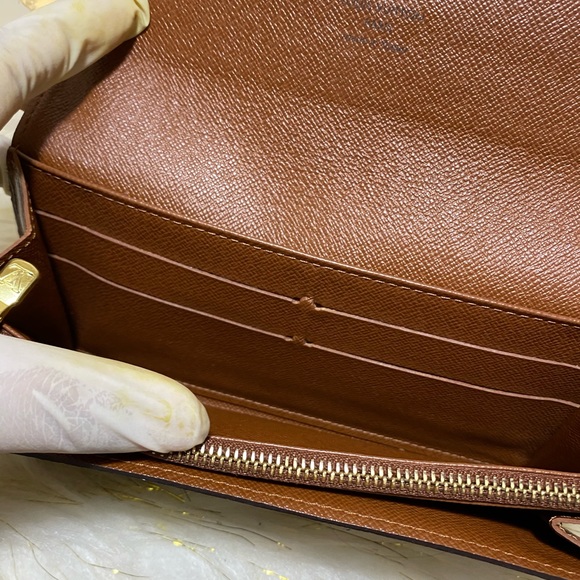 Portefeiulle Sarah Long Bifold Wallet With duster - Picture 3 of 16